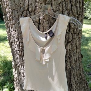 ⬇️ Price Drop!⬇️ Bisou Bisou Ruffled Blouse in size M